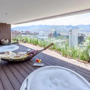 https://diez-categoria-colombia.colombiamedellinhotels.com